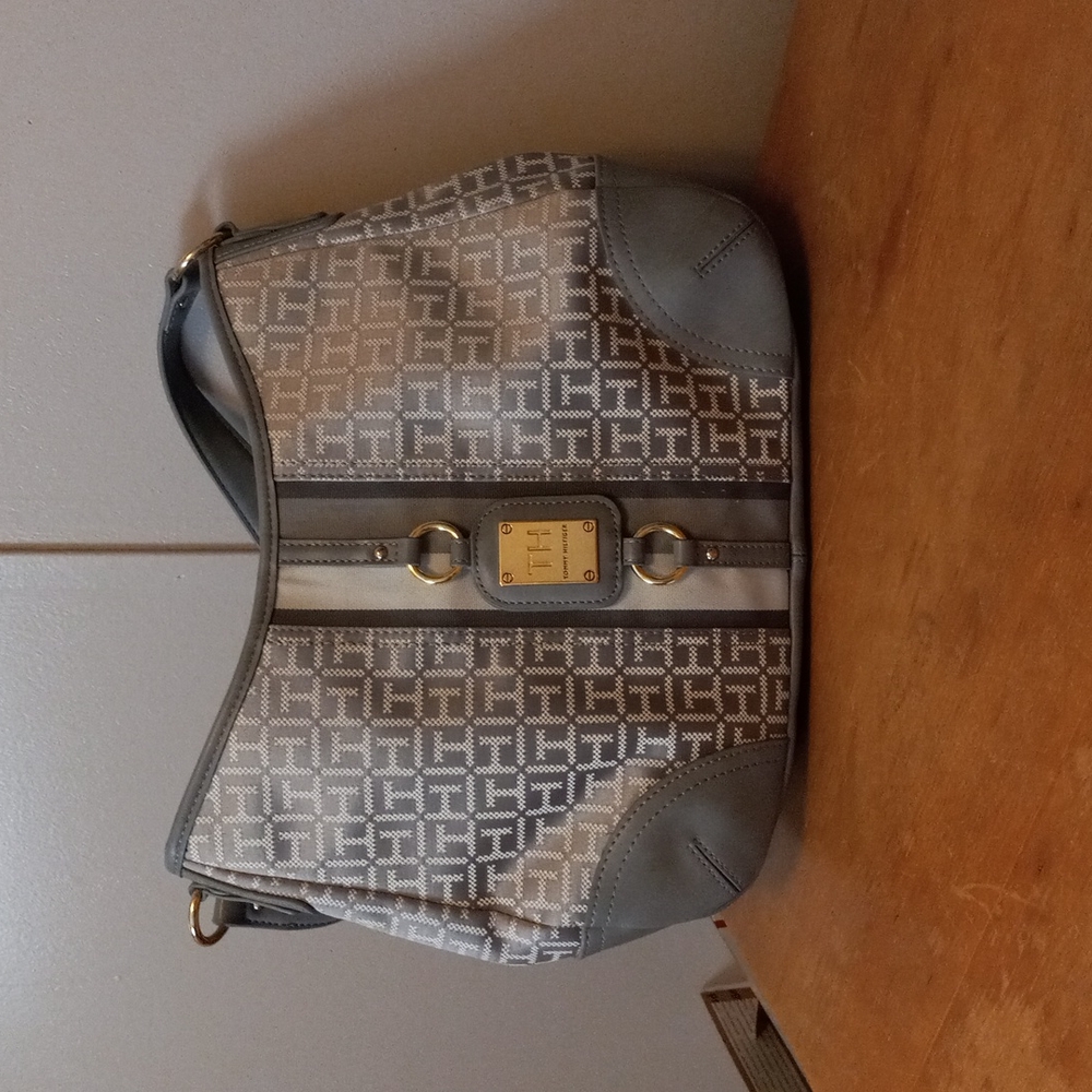 Tommy Hilfiger Shoulder Bag Gray